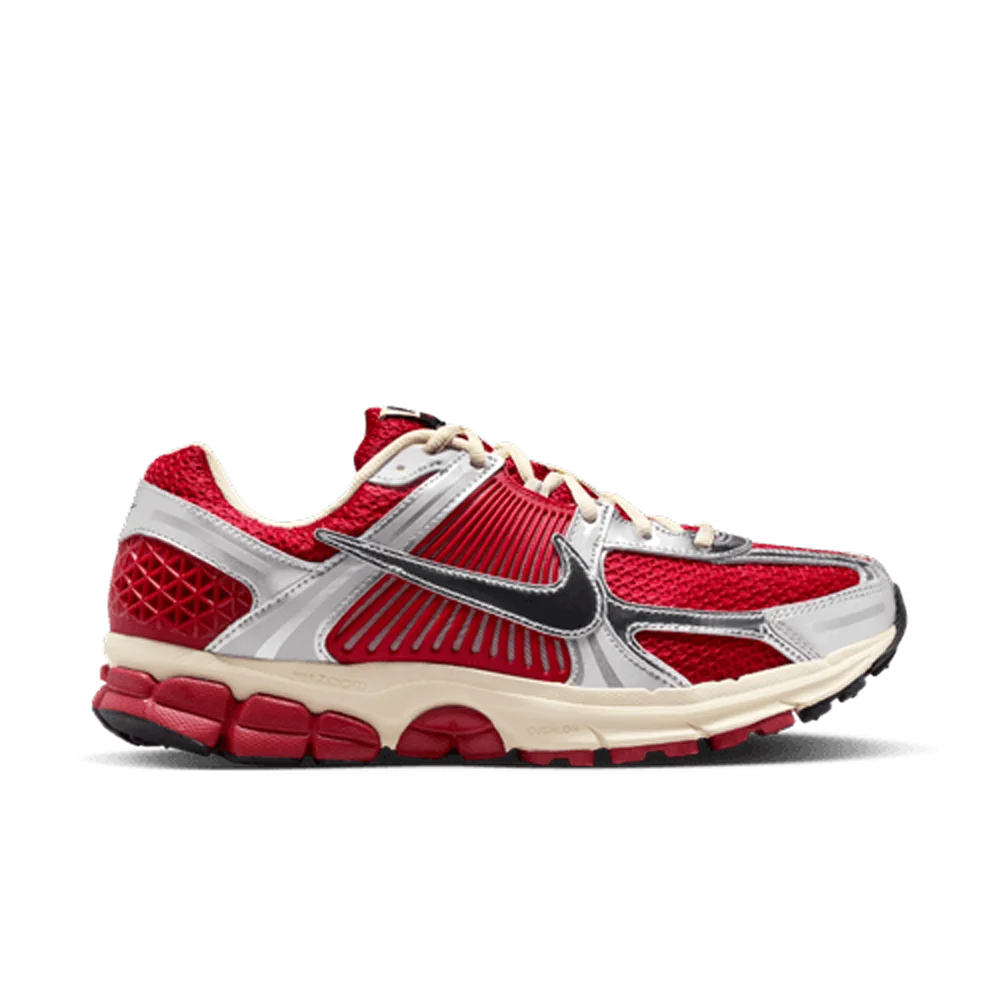 Nike Men's Zoom Vomero 5 Shoes red Color