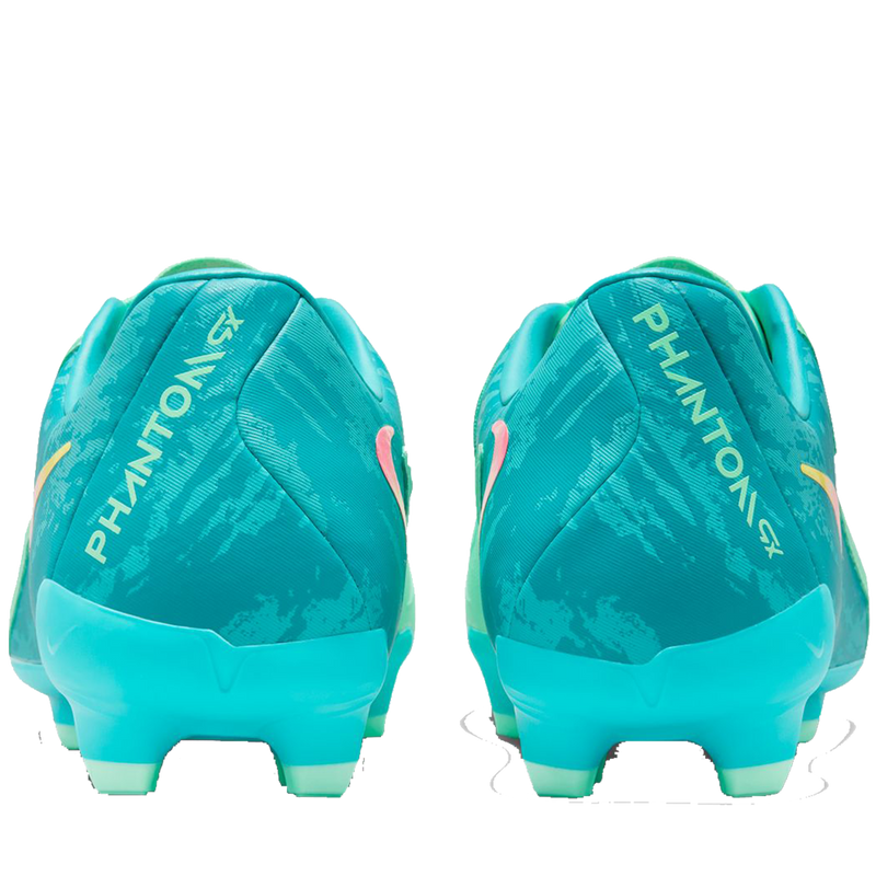 Nike Phantom GX 2 Academy LV8 MG Low-Top Soccer Cleats