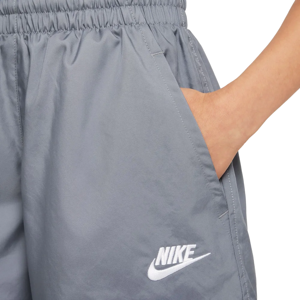 Nike Sportswear Club Big Kids' 4.5
