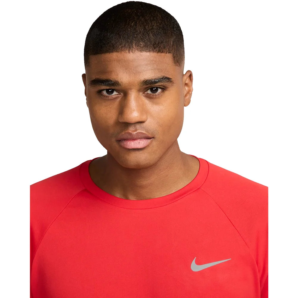 Nike Swim Men's Hydroguard Essential Dri-FIT UV Long Sleeve Top
