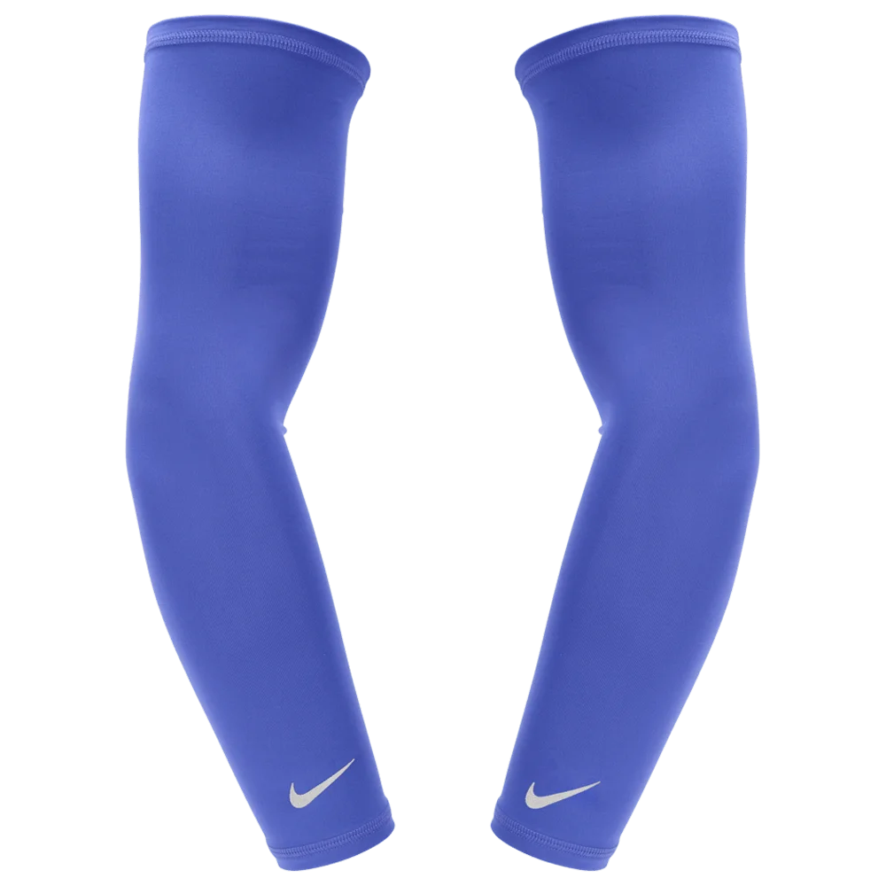 Nike Unisex Lightweight Sleeves 2.0 Pair Blue color