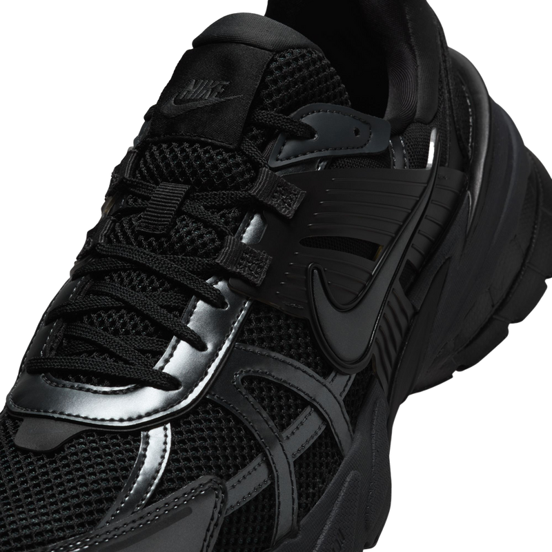 Nike V2K Run Shoes – Midway Sports