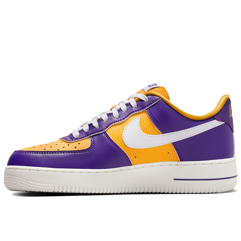 Nike Women s Air Force 1 07 SE