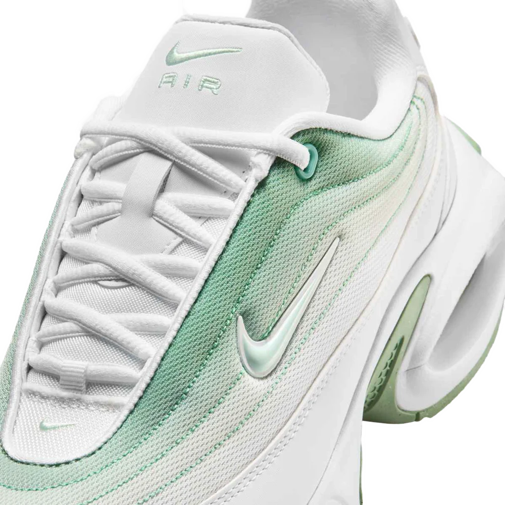 Nike Women's Air Max Portal Shoes