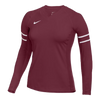 Camiseta de manga larga Nike Stock Club Ace para mujer (corte ajustado)