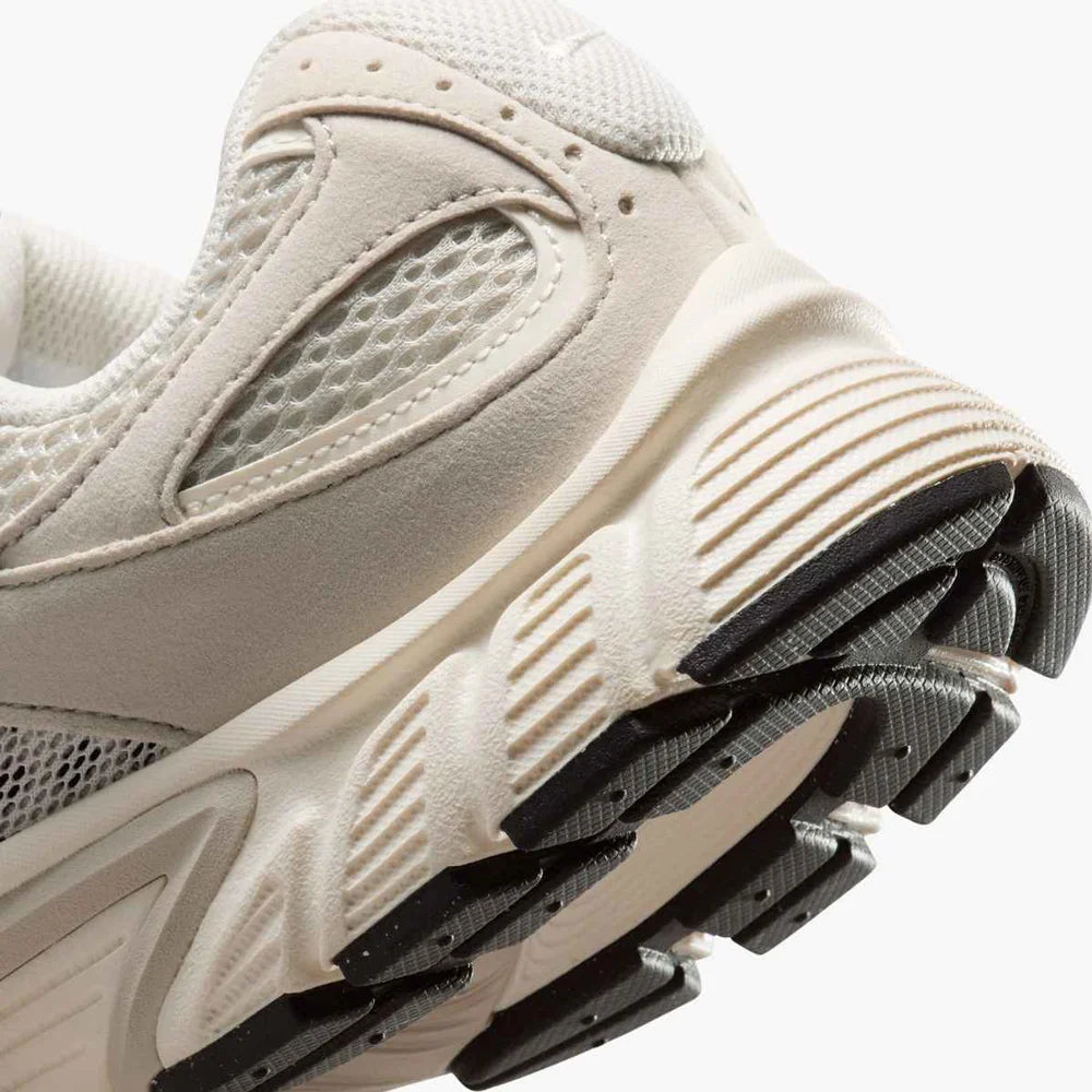 Nike Women's V5 RNR