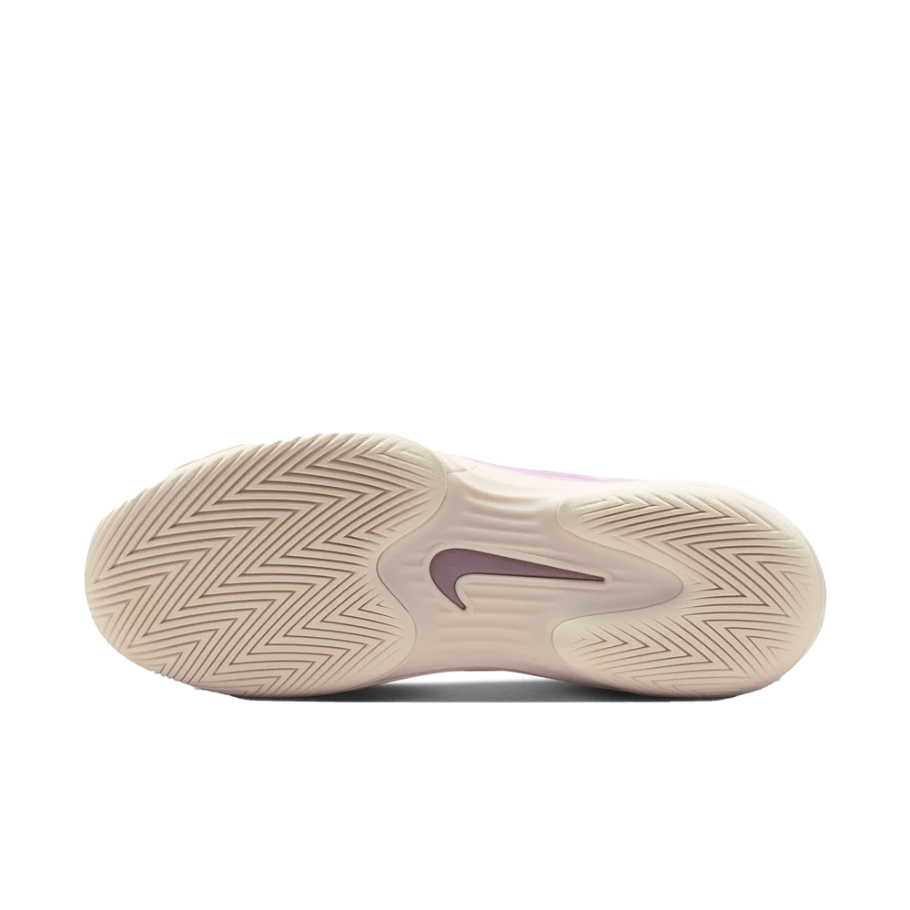 Nike Women's Vapor 12 Premium Tennis Shoe