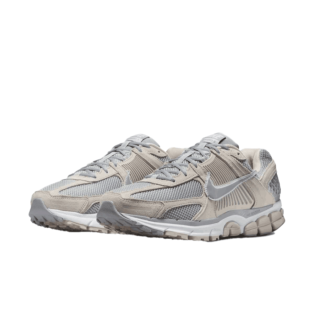 Nike Zoom Vomero 5 Men's Shoes