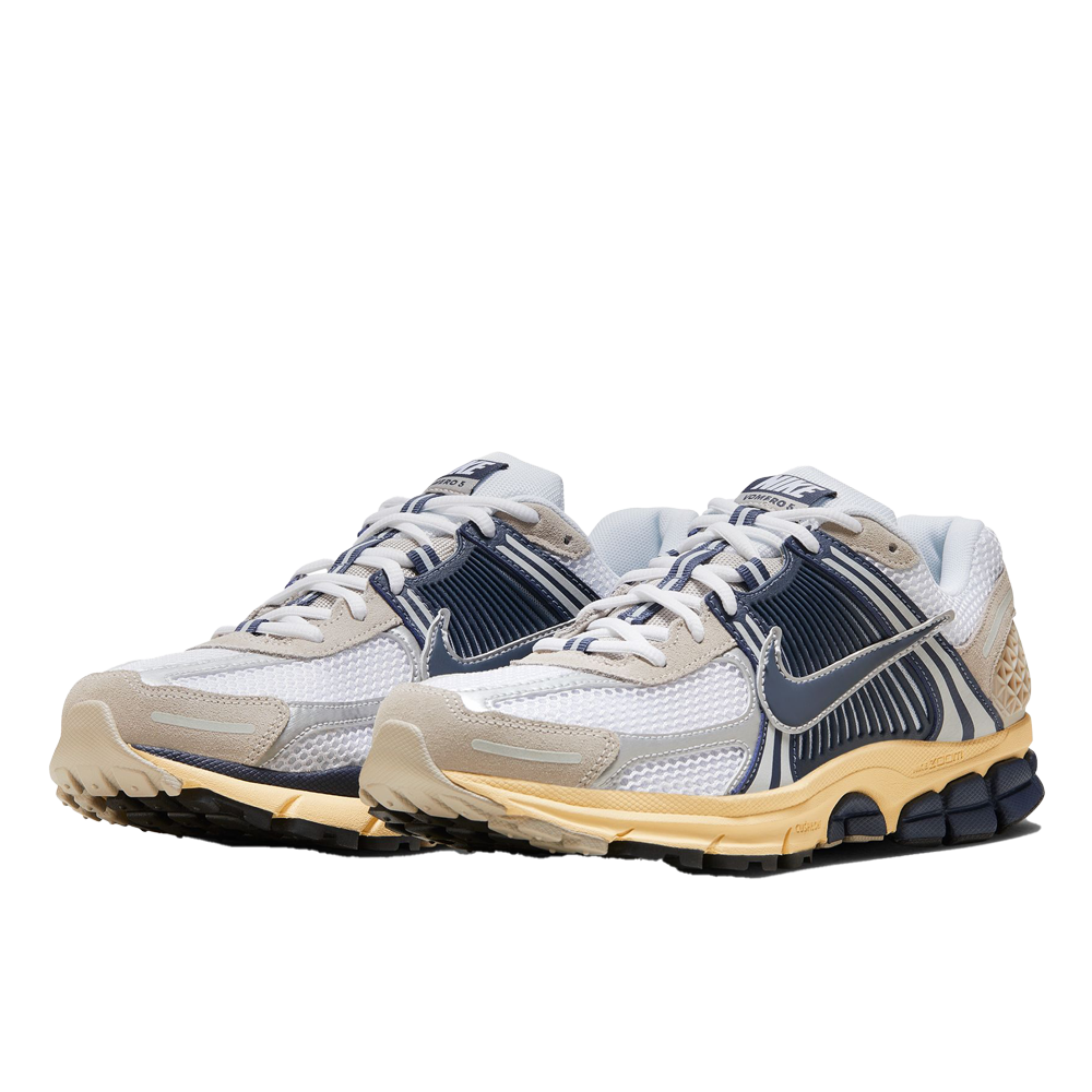 Nike Zoom Vomero 5 Men's Shoes