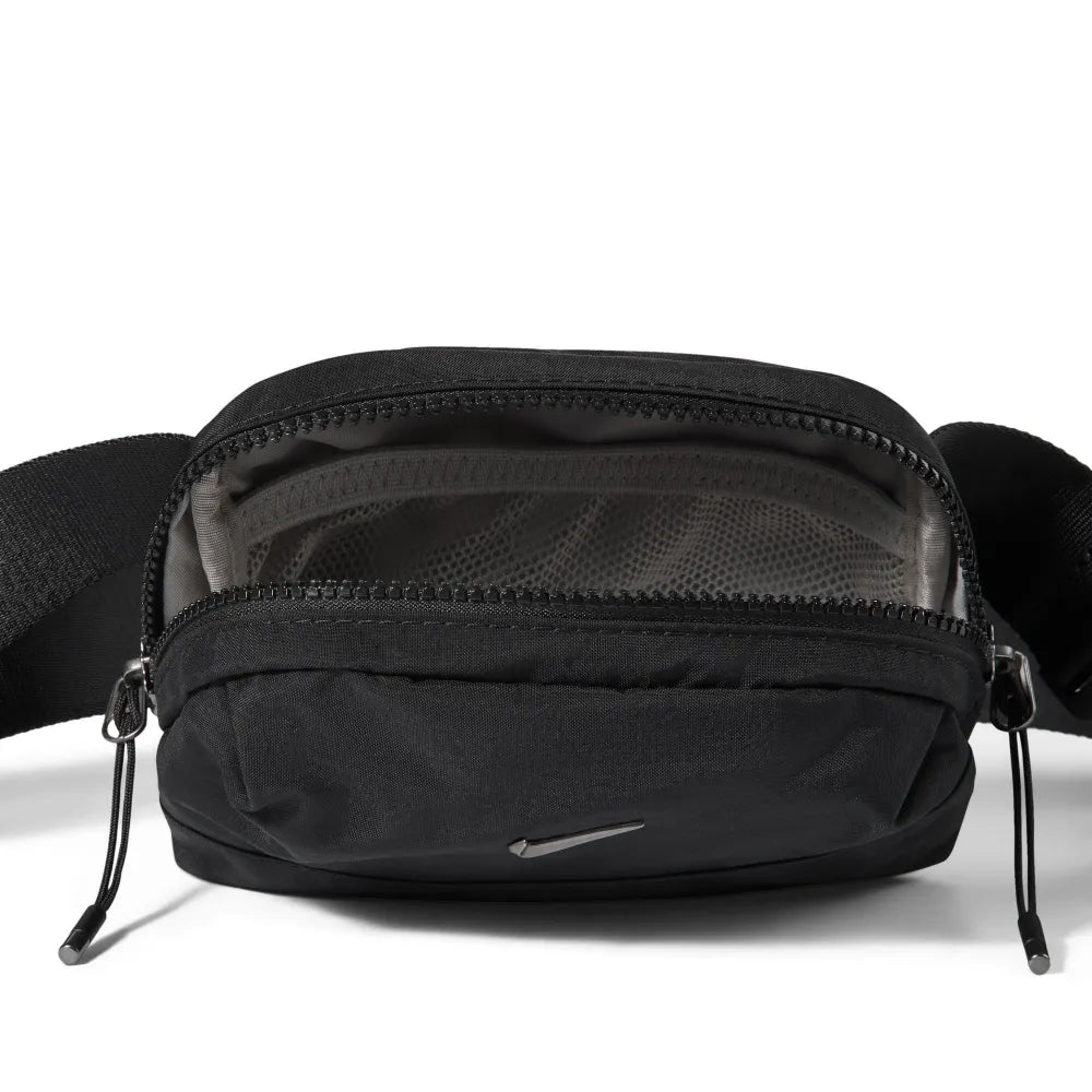Nike Aura Crossbody Bag (2L)