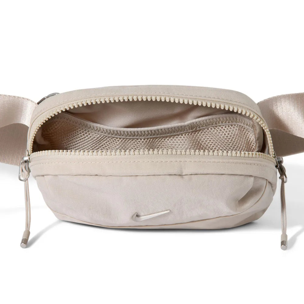 Nike Aura Crossbody Bag (2L)