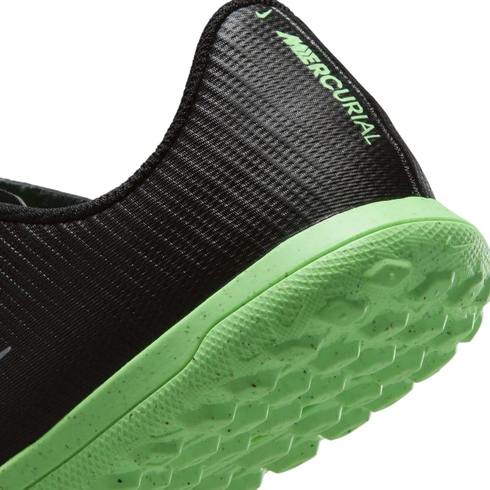 Nike Big Kids ' Jr. Mercurial Vapor 17 Club Turf Low-Top Soccer Shoes
