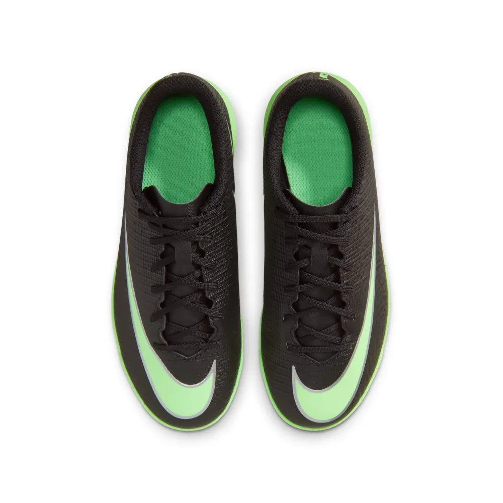 Nike Big Kids ' Jr. Mercurial Vapor 17 Club Turf Low-Top Soccer Shoes