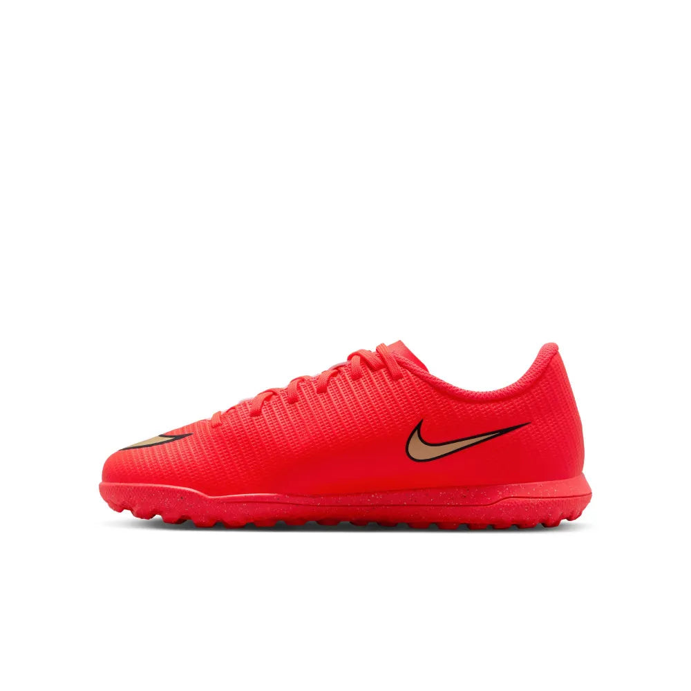 Nike Big Kids ' Jr. Mercurial Vapor 17 Club Turf Low-Top Soccer Shoes