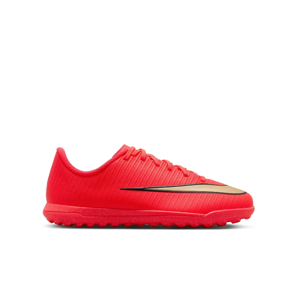 Nike Big Kids ' Jr. Mercurial Vapor 17 Club Turf Low-Top Soccer Shoes Red Color