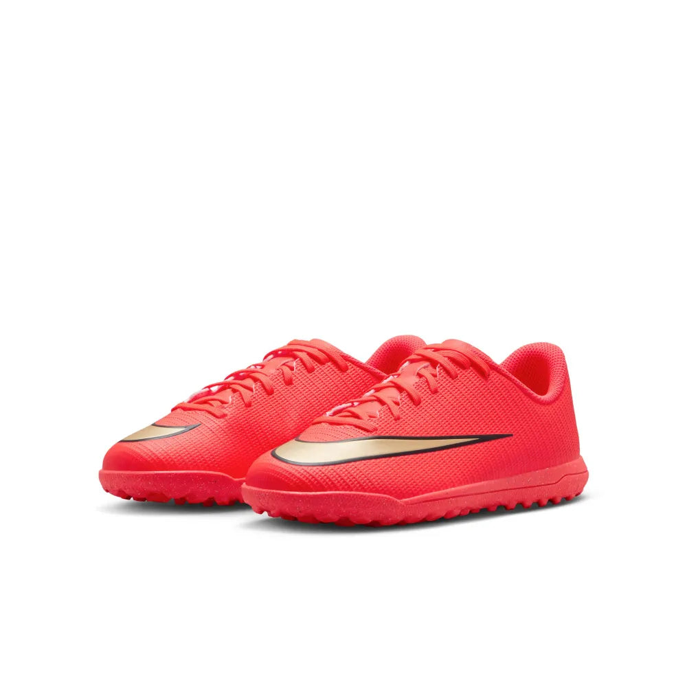 Nike Big Kids ' Jr. Mercurial Vapor 17 Club Turf Low-Top Soccer Shoes