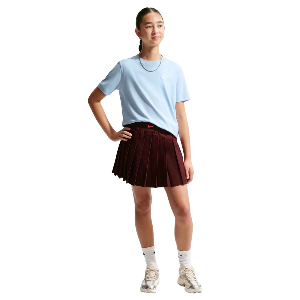 Nike Big Kids' Sportswear T-Shirt Blue Color.
