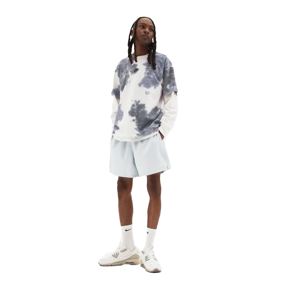 Nike Club Men's Woven Flow Shorts White Color.