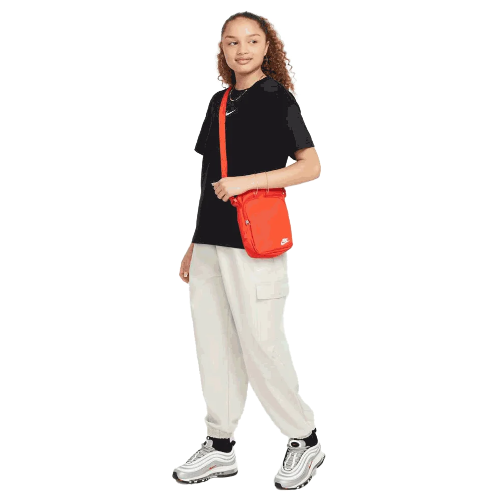 Nike Girls Sportswear Essential Big Kids T-Shirt