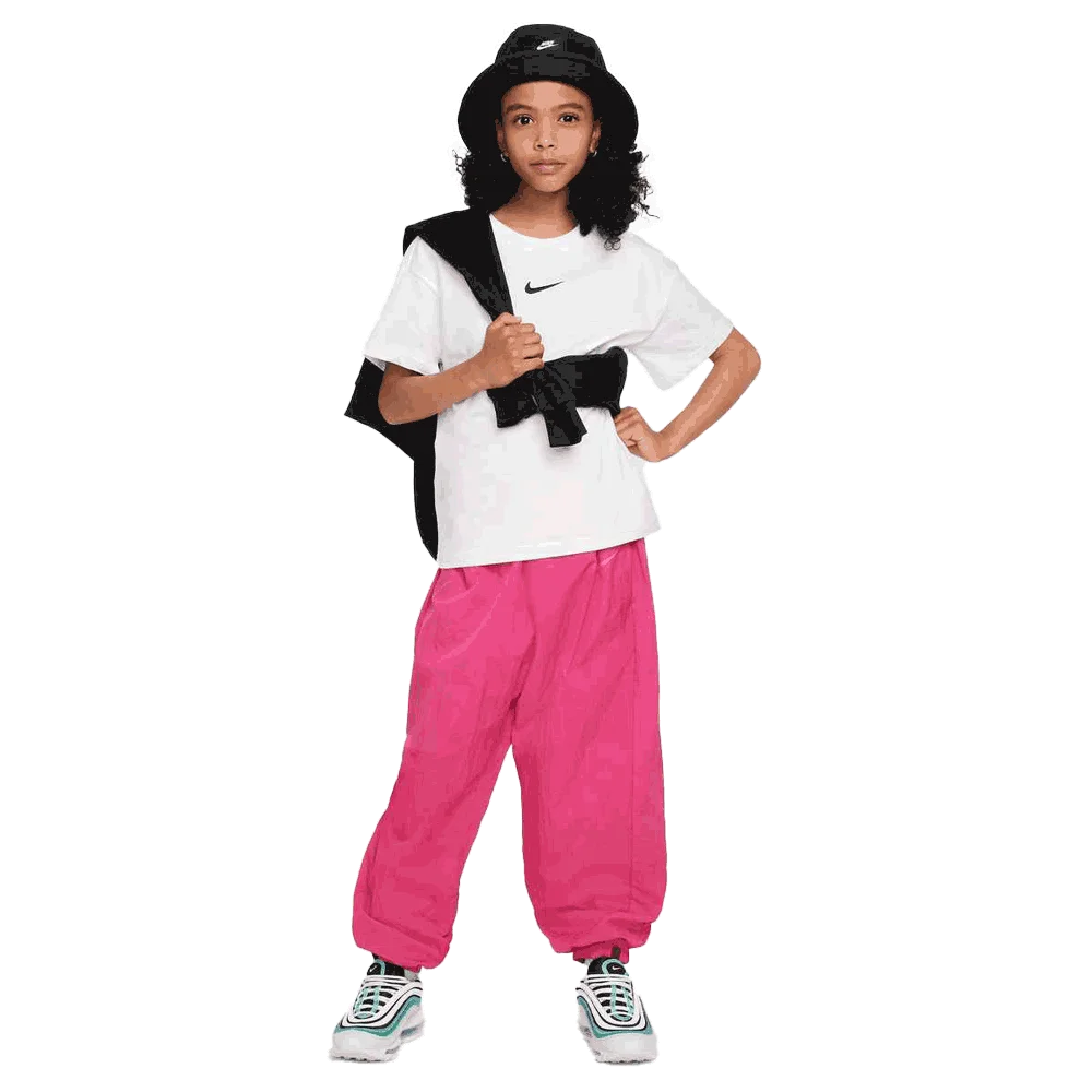 Nike Girls Sportswear Essential Big Kids T-Shirt