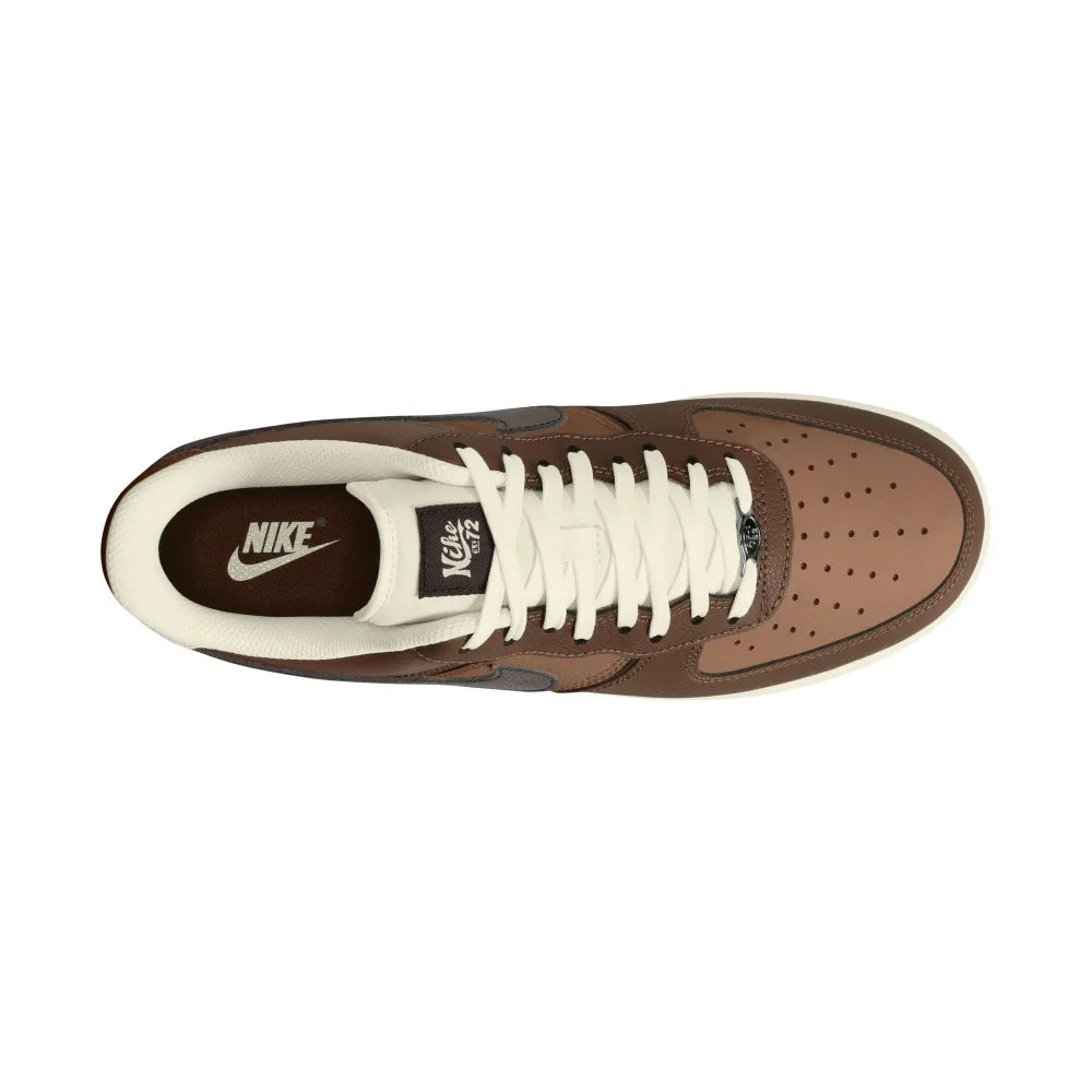 Nike Men's Air Force 1 '07 LV8 Shoes