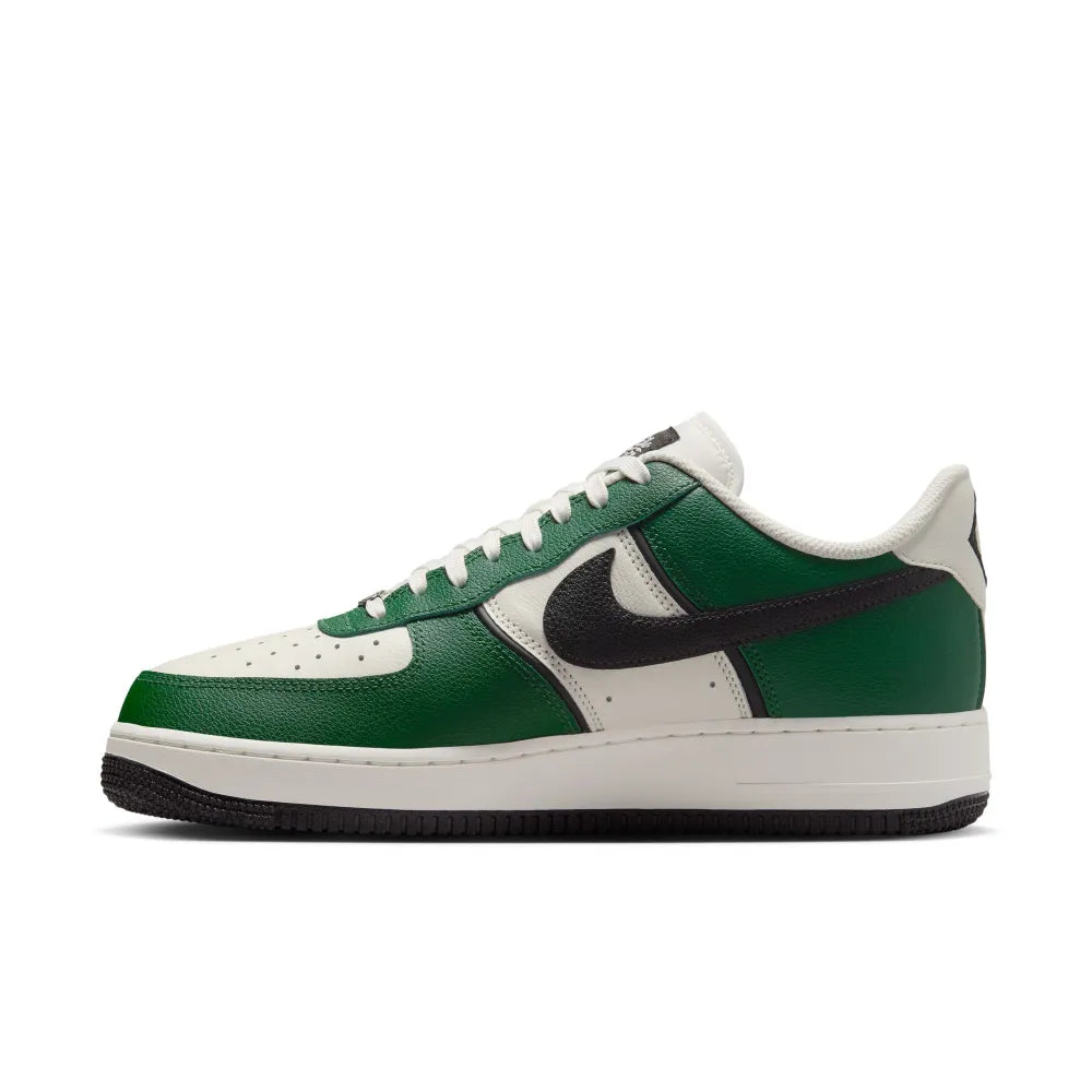 Nike Men's Air Force 1 '07 LV8 Shoes