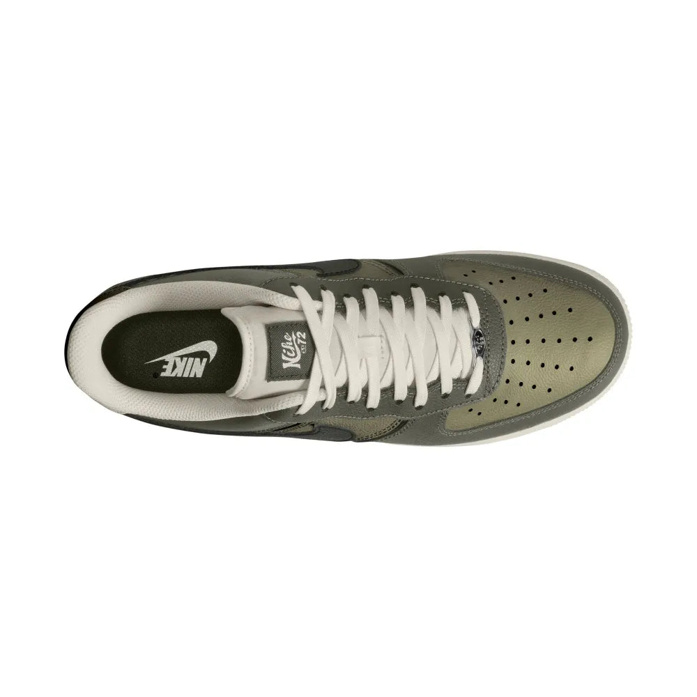 Nike Men's Air Force 1 '07 LV8 Shoes