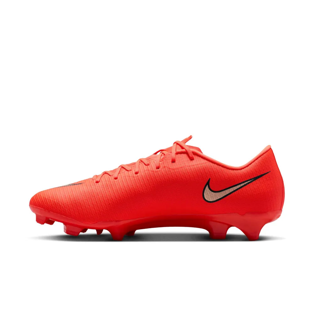 Nike Men's Mercurial Vapor 17 Academy Multi-Ground Low-Top Soccer Cleats