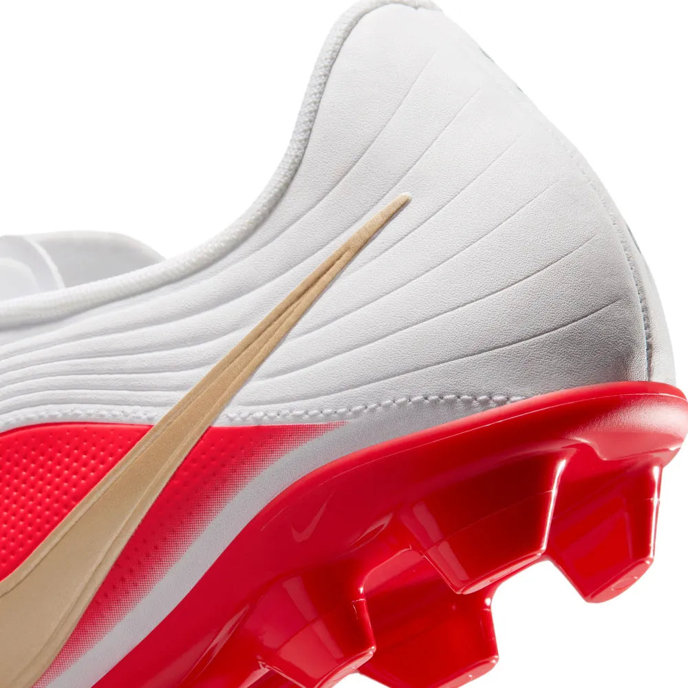 Nike Men's Tiempo Maestro Club Multi-Ground Low-Top Soccer Cleats