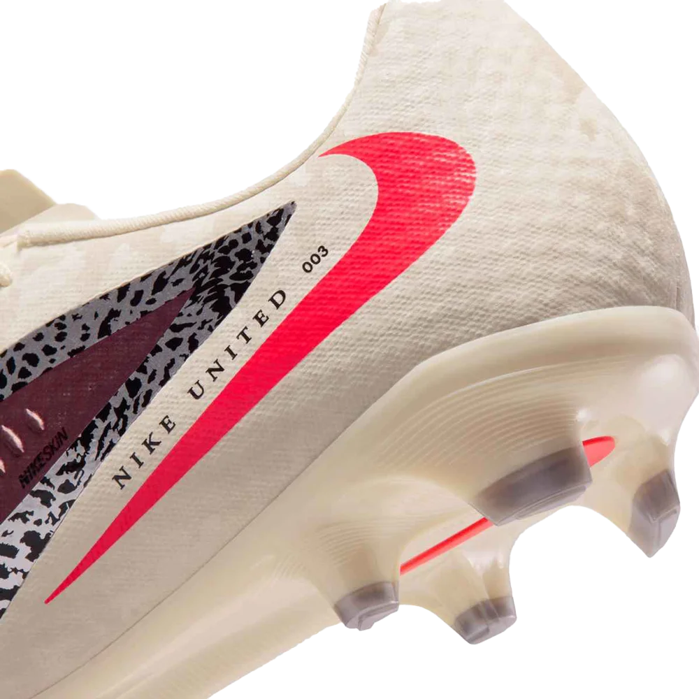Nike Men's United Phantom 6 Low Pro
