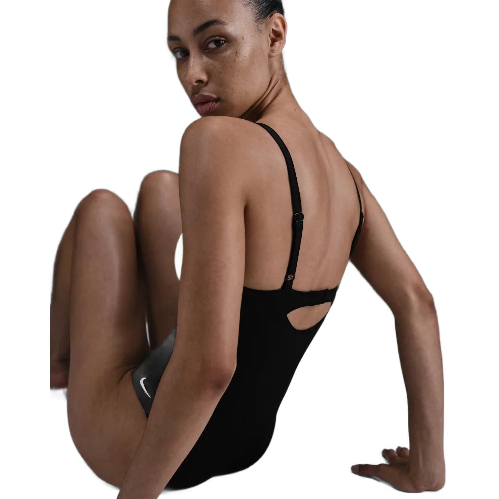 Nike Swim Women's  Essential V-Neck One Piece