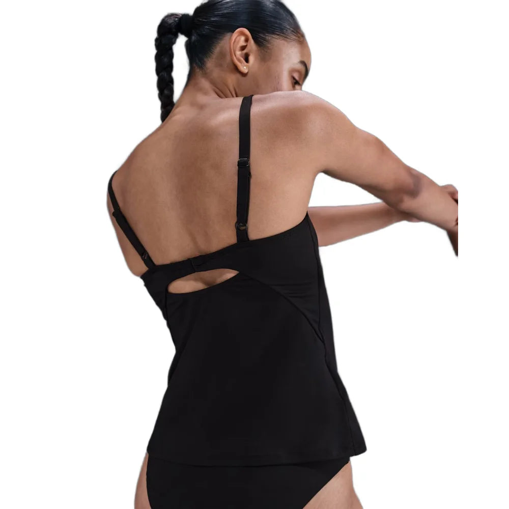 Nike Swim Women's Essential V-Neck Tankini
