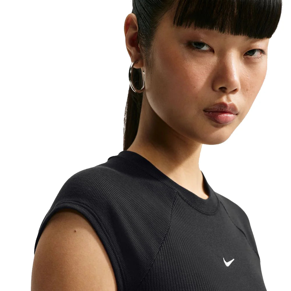 Nike Women's Sportswear Chill Knit Tight Short-Sleeve Ribbed Top