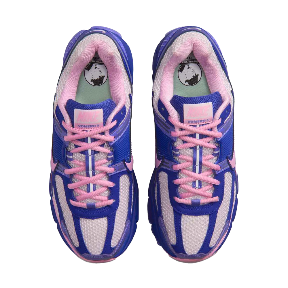 Nike Women's Zoom Vomero 5 Shoes with Reflective Accents