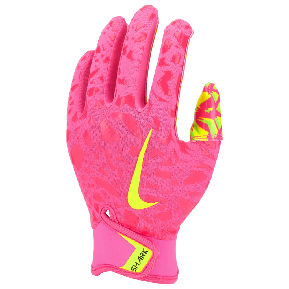 Nike Youth Pee Wee Shark 2.0 Fg Pink Color.