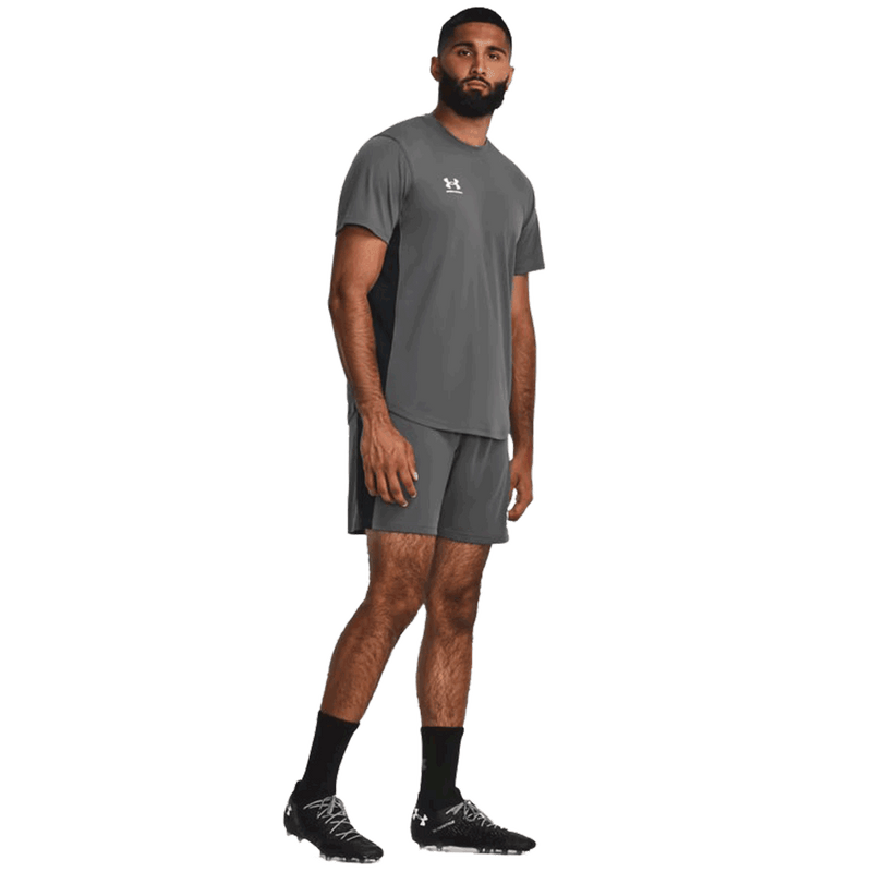 Pantalones cortos UA Challenger Knit de 7 pulgadas para hombre 