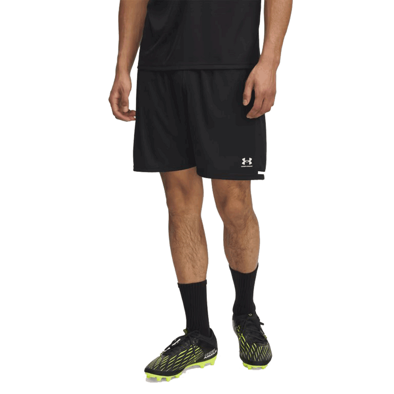 Pantalones cortos UA Challenger de 7 pulgadas para hombre