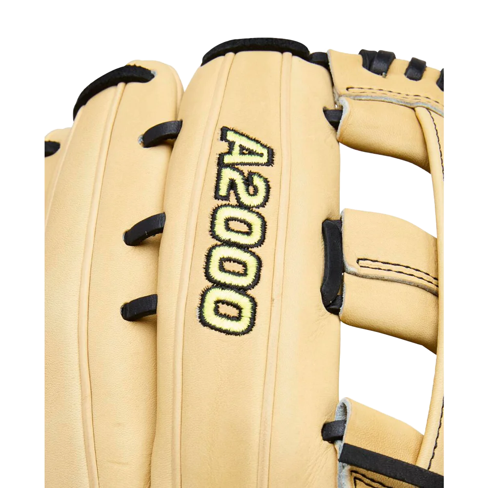 Wilson 2026 A2000 Classic 1777 Blonde/Black