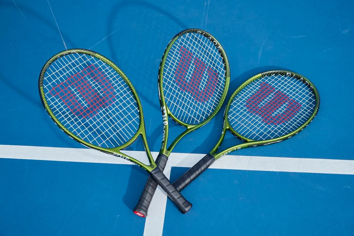 Wilson Junior Blade Feel Comp 26 Tennis Racket