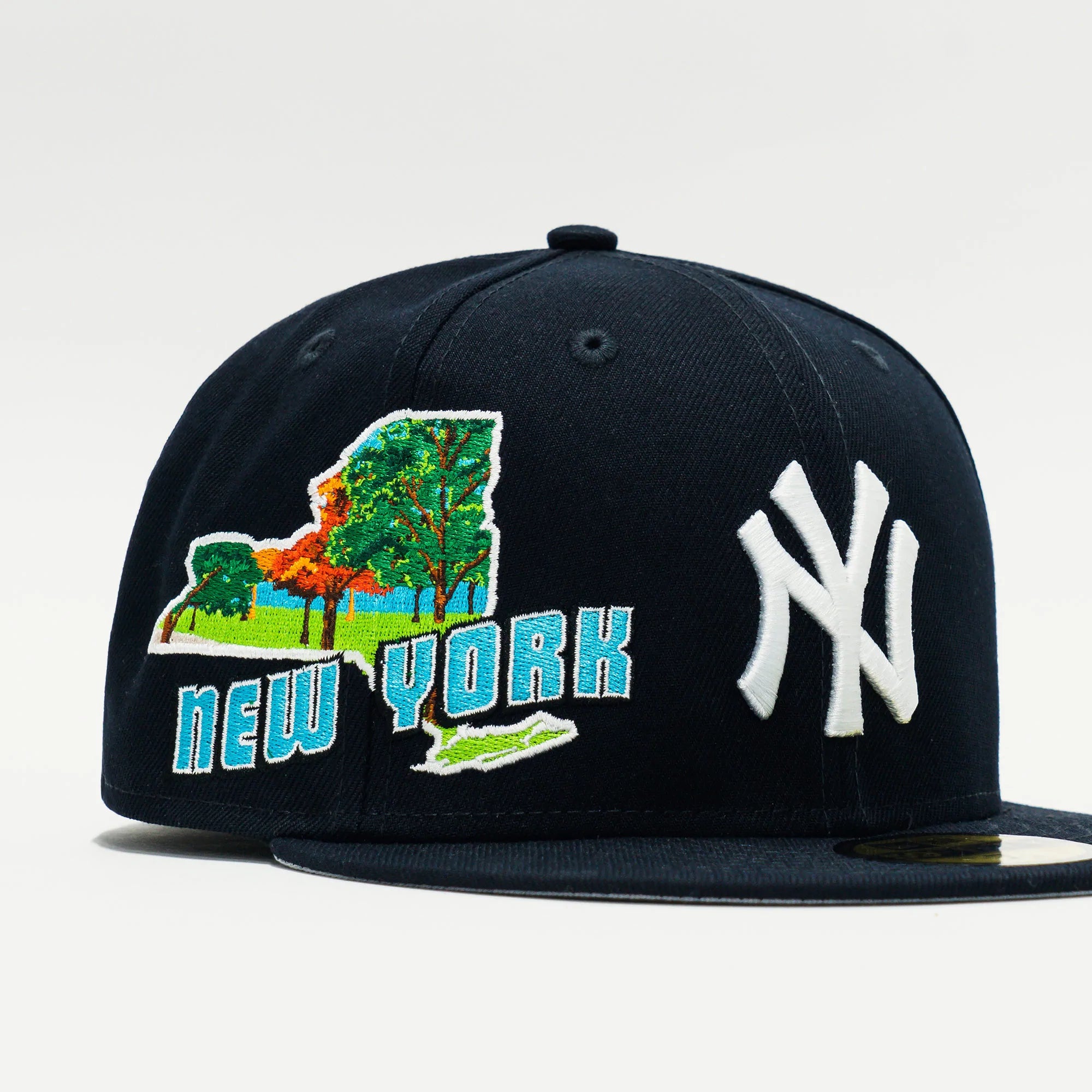 New Era New York Yankees Statue Liberty 9FIFTY Fitted Hat MLB Red Snapback