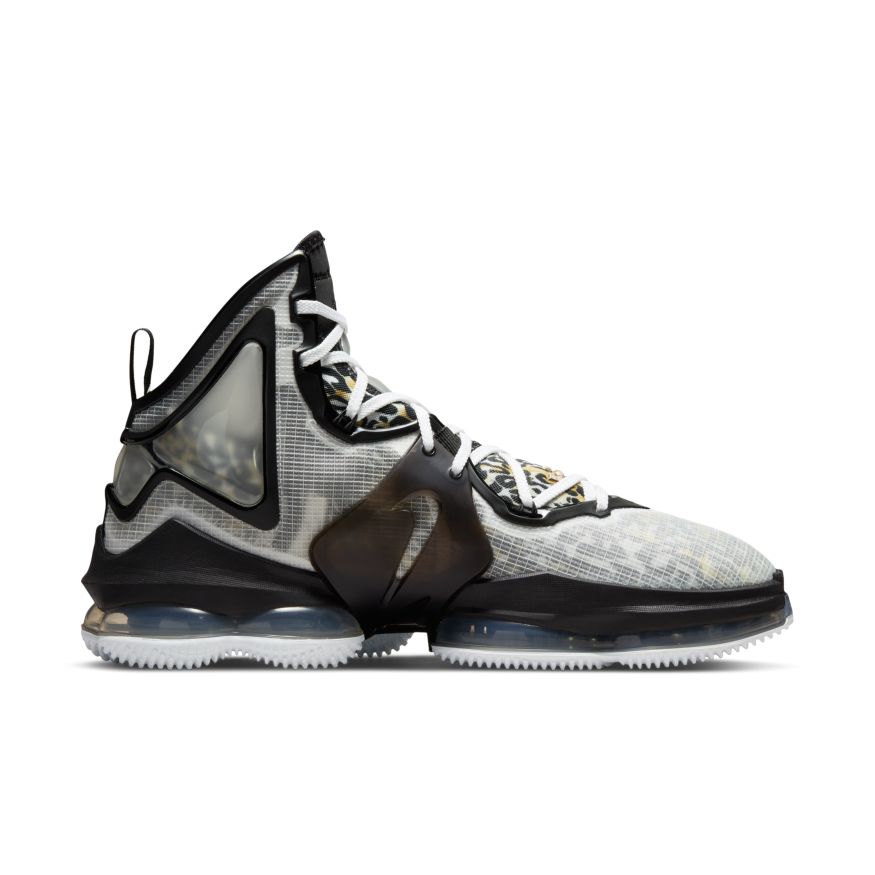 Nike Men's Lebron 19 "Royalty" Basketball Shoes