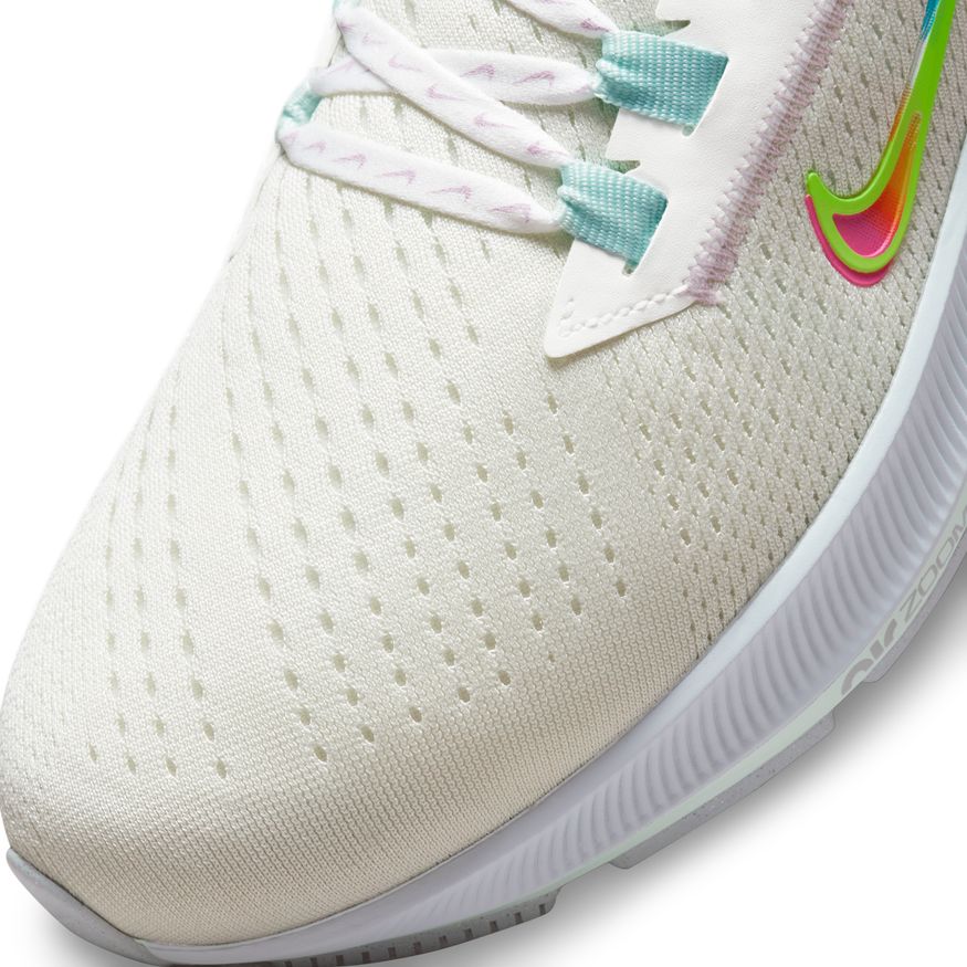 Nike Air Zoom Pegasus 38 Premium | Midway Sports.