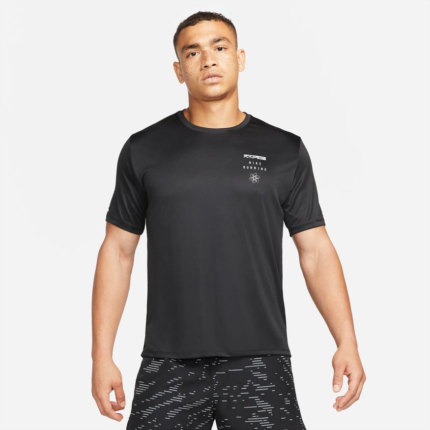 Nike Dri-Fit UV Run Division Miler Men's Graphic Short-Sleeve Top